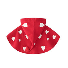 Carregar imagem no visualizador da galeria, Poncho rojo con bordados de corazones y capucha
