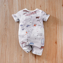 Cargar imagen en el visor de la galería, Body enterizo gris con estampas de mapa y animales
