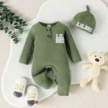 Carregar imagem no visualizador da galeria, Body enterizo acanalado y gorra con letras

