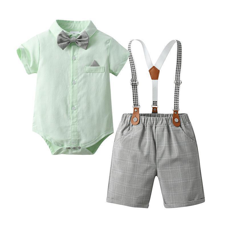 Body camisa verde con moño y short a cuadros gris con tirante