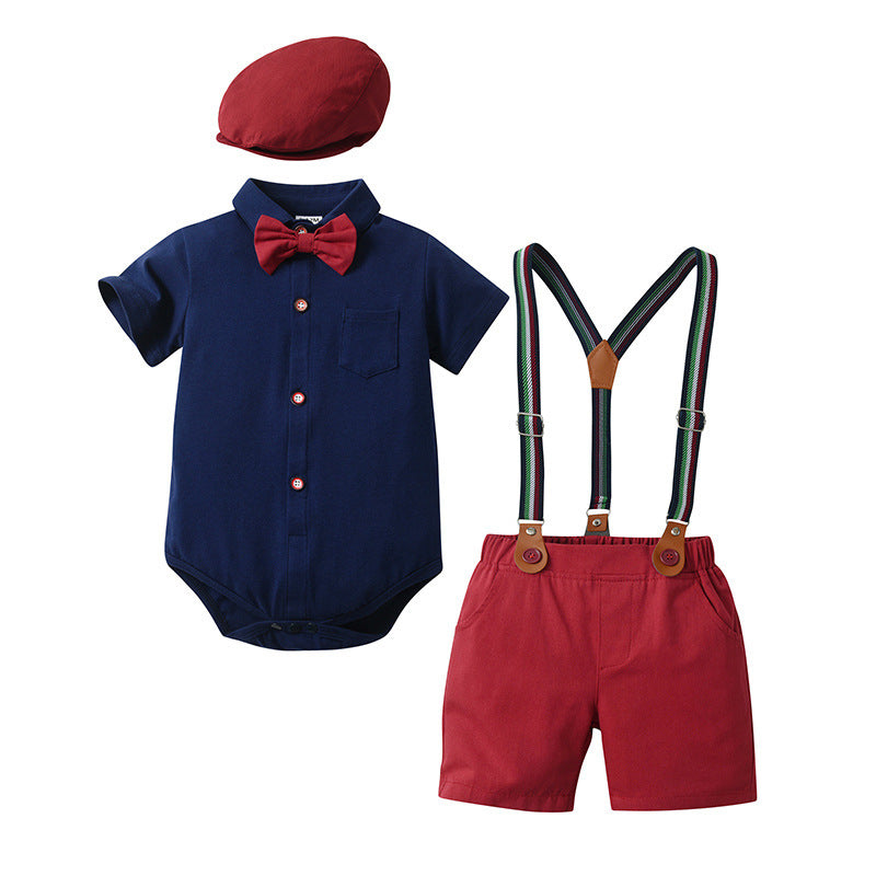 Body azul marino y short, moño, boina bordo con tirante