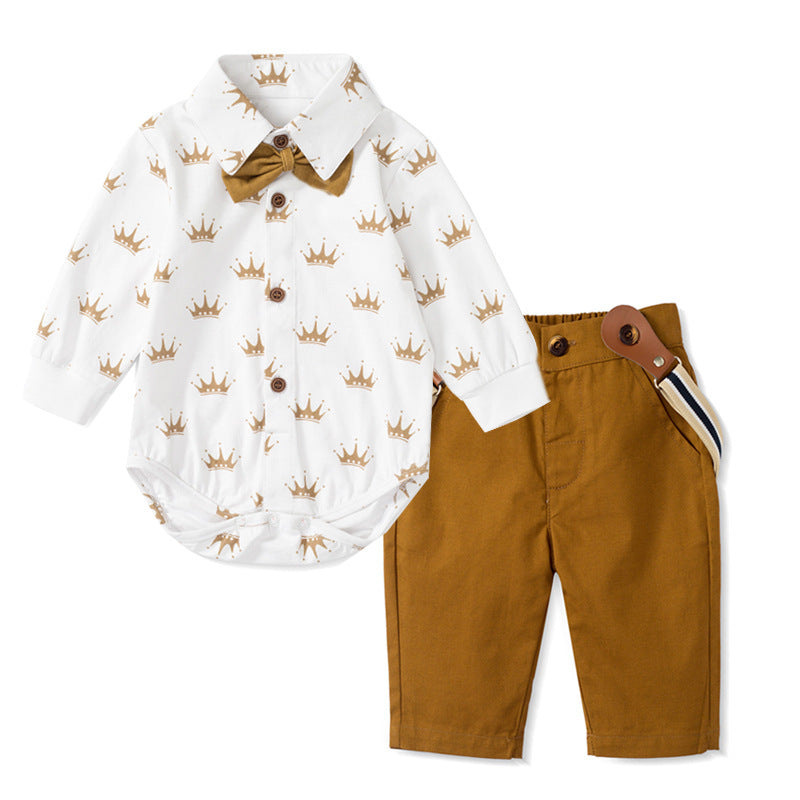 Body camisa blanca de coronas con moño y pantalón marrón con tirante