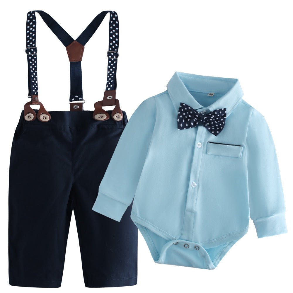 Body camisa celeste con moño y pantalón negro con tirante