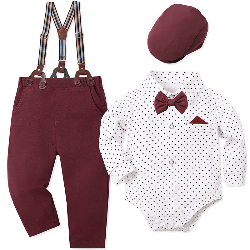 Body camisa blanco con motas,moño , pantalón con tirante y boina bordo