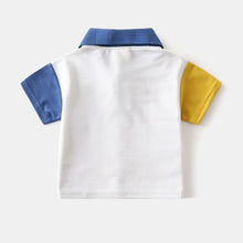 Cargar imagen en el visor de la galería, Remera de tres colores estilo polo y estampas de dino
