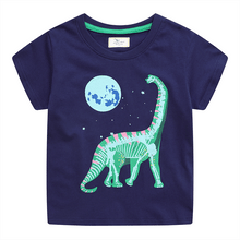 Carregar imagem no visualizador da galeria, Remera zul marino con estampa de dino fosforescente

