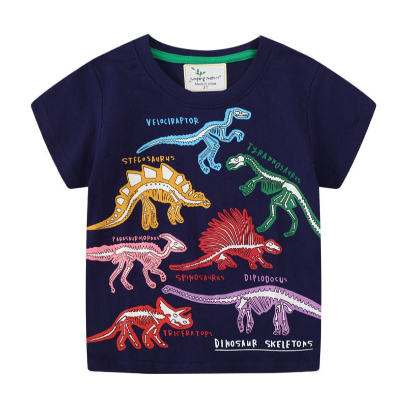 Remera azul marino con estampas de dino fosforescente
