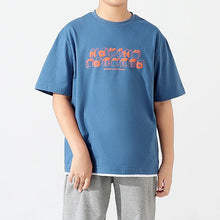 Carregar imagem no visualizador da galeria, Remera liso con detalles en letras
