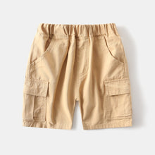 Cargar imagen en el visor de la galería, Short liso tipo bermuda con bolsillos
