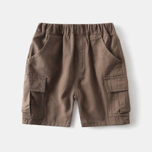 Cargar imagen en el visor de la galería, Short liso tipo bermuda con bolsillos
