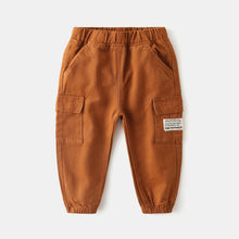 Cargar imagen en el visor de la galería, Pantalón tipo jogger con bolsillos
