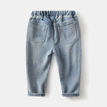 Cargar imagen en el visor de la galería, Pantalón jeans prelavado con bolsillos
