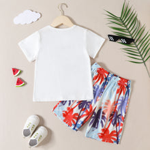 Carregar imagem no visualizador da galeria, Remera blanca y bermuda con estampas de palmeras coloridas
