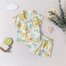 Carregar imagem no visualizador da galeria, Camisa y short con estampas de piñas
