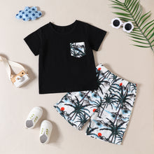 Carregar imagem no visualizador da galeria, Remera negra y short blanco con estampas de palmeras
