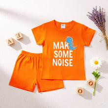 Carregar imagem no visualizador da galeria, Remera de dino y short liso
