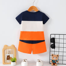Carregar imagem no visualizador da galeria, Remera de tres colores y short
