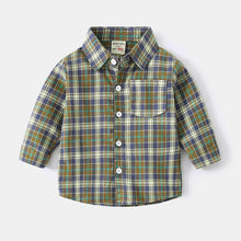 Cargar imagen en el visor de la galería, Camisa con bolsillo a cuadros
