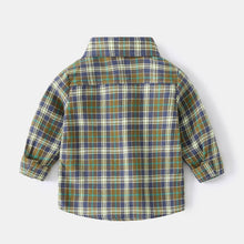 Cargar imagen en el visor de la galería, Camisa con bolsillo a cuadros

