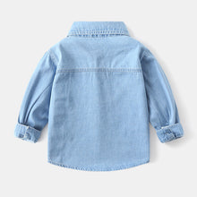 Carregar imagem no visualizador da galeria, Camisa jeans con bolsillo
