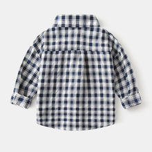 Cargar imagen en el visor de la galería, Camisa cuadrille blanco con azul marino
