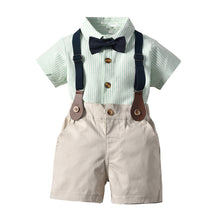 Carregar imagem no visualizador da galeria, Camisa a rayas con short, tirantes y moño azul marino
