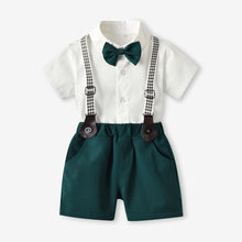 Cargar imagen en el visor de la galería, Camisa blanca, short verde mate con moño y tirante cuadrille
