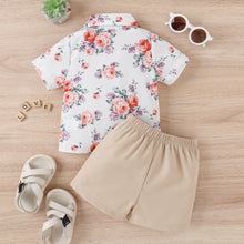 Cargar imagen en el visor de la galería, Camisa blanca floreado y short crema
