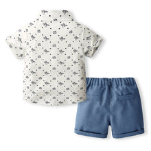 Cargar imagen en el visor de la galería, Camisa blanco con estampas de aviones con short y moño azul
