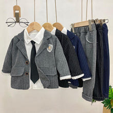 Carregar imagem no visualizador da galeria, Camisa blanca con corbata, saco y pantalón a rayas
