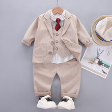Cargar imagen en el visor de la galería, Camisa a rayas con corbata, saco con chaleco y pantalón
