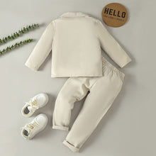 Cargar imagen en el visor de la galería, Camisa blanca con blazer, chaleco,moño y pantalón crema
