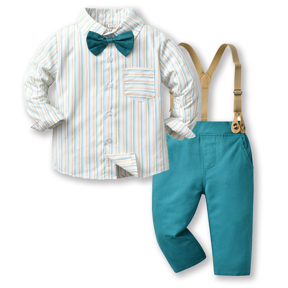 Camisa blanca a rayas con moño y pantalón turquesa con tirante