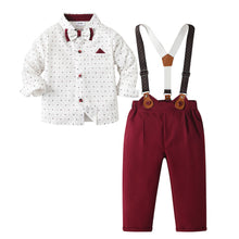 Carregar imagem no visualizador da galeria, Camisa blanca con estampas, moño y pantalón con tirante bordo
