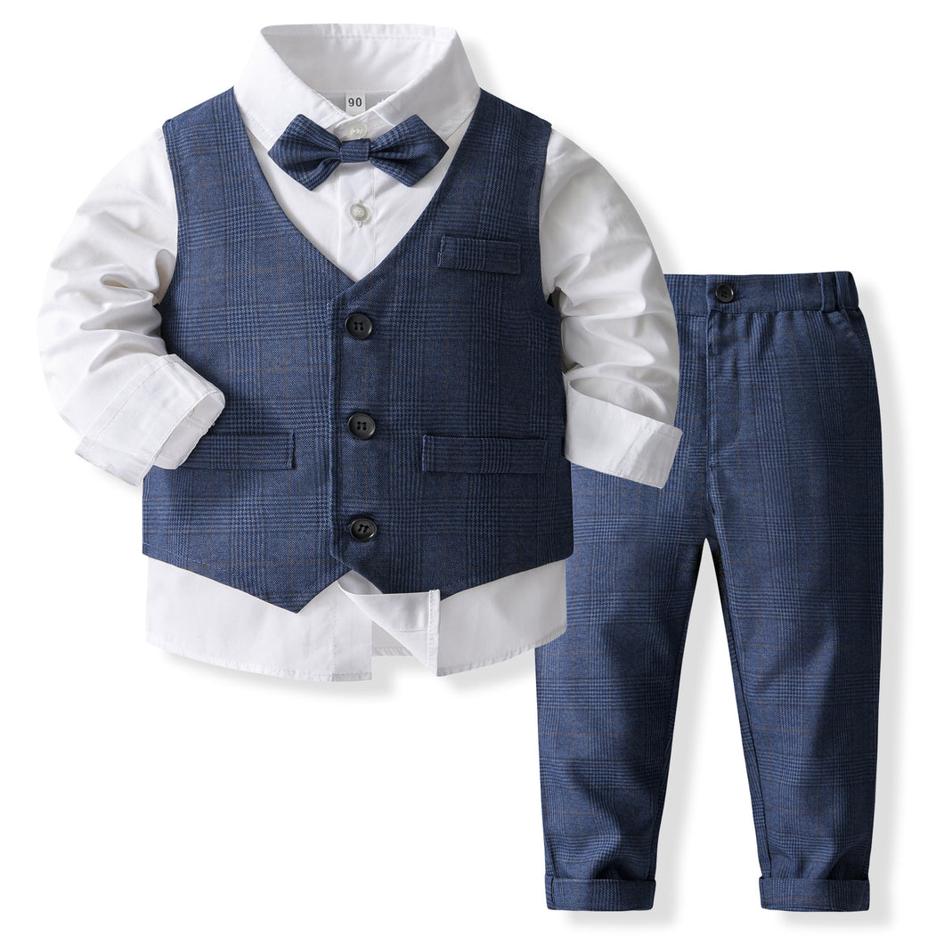 Camisa blanca con moño, chaleco y pantalón azul marino cuadrille