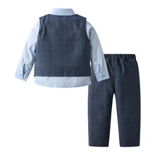 Carregar imagem no visualizador da galeria, Camisa celeste con moño, chaleco y pantalón azul marino cuadrille
