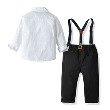 Carregar imagem no visualizador da galeria, Camisa blanca con moño y pantalón negro con tirantes
