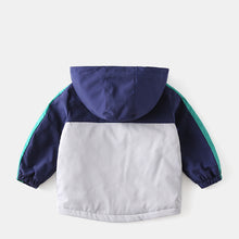 Carregar imagem no visualizador da galeria, Campera rompeviento micro polar gris con mangas verde y capucha de dino
