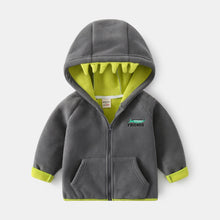 Cargar imagen en el visor de la galería, Campera polar con capucha de cocodrilo
