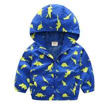 Carregar imagem no visualizador da galeria, Campera rompeviento azul con capucha de dino verde
