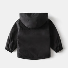 Cargar imagen en el visor de la galería, Campera rompeviento con forro micro polar negro con capucha de dino
