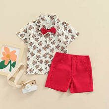 Cargar imagen en el visor de la galería, Camisa crema con estampa de oso navideño y short rojo
