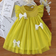 Cargar imagen en el visor de la galería, Vestido con volados y tul verde con moños blanco
