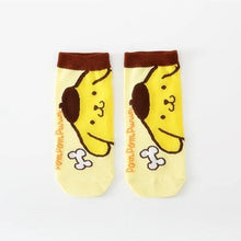 Cargar imagen en el visor de la galería, Medias soquete con diseños Sanrio
