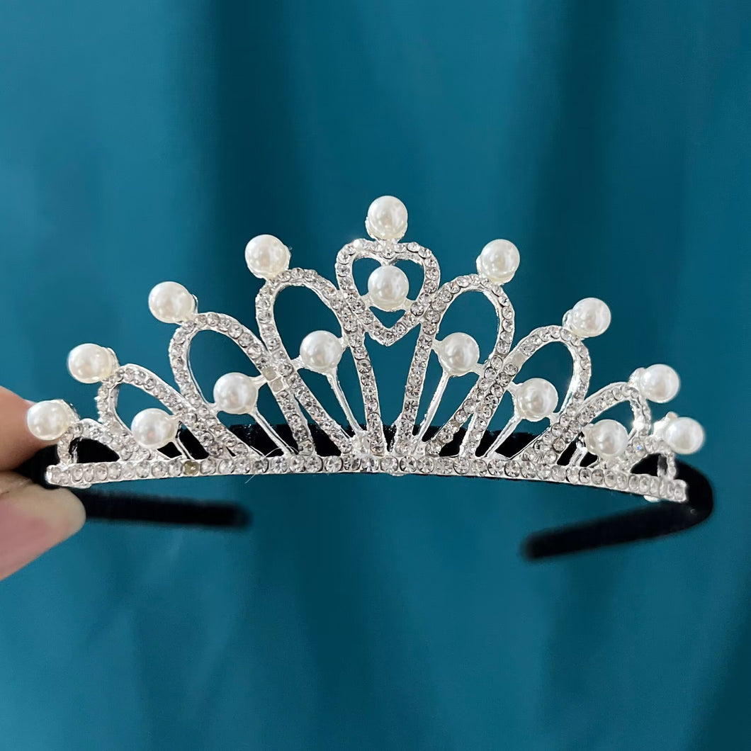 Vincha corona con perlas