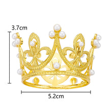 Cargar imagen en el visor de la galería, Corona con detalles de perlas

