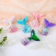 Cargar imagen en el visor de la galería, Hebilla cola de sirena con lentejuelas y estrellas del mar
