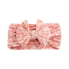 Carregar imagem no visualizador da galeria, Vincha con moño de flores
