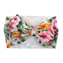 Carregar imagem no visualizador da galeria, Vincha con moño estampado
