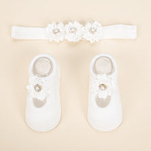 Carregar imagem no visualizador da galeria, Vincha con media de flores blanco
